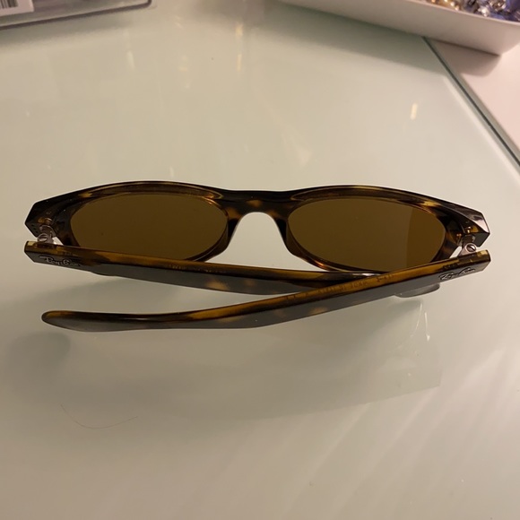 Ray-Ban Wayfarer - Picture 2 of 4